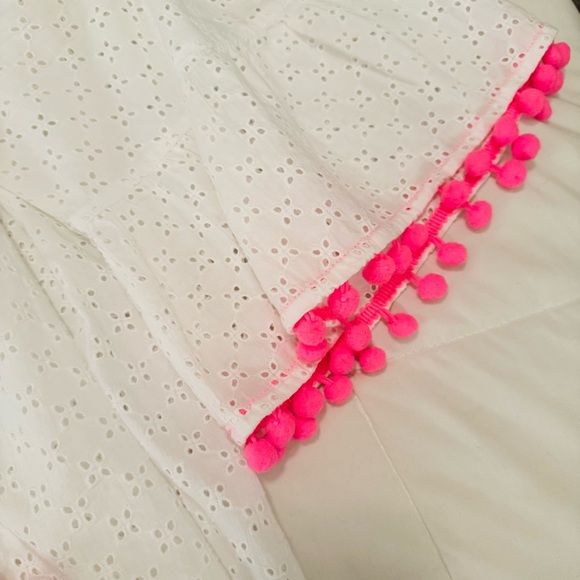 Lilly Pulitzer White Eyelet Blouse with Pink and Orange Embroidery - Picture 5 of 7